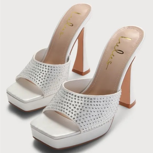 Karelee Silver Satin Rhinestone Platform High Heel Sandals - Picture 2 of 4